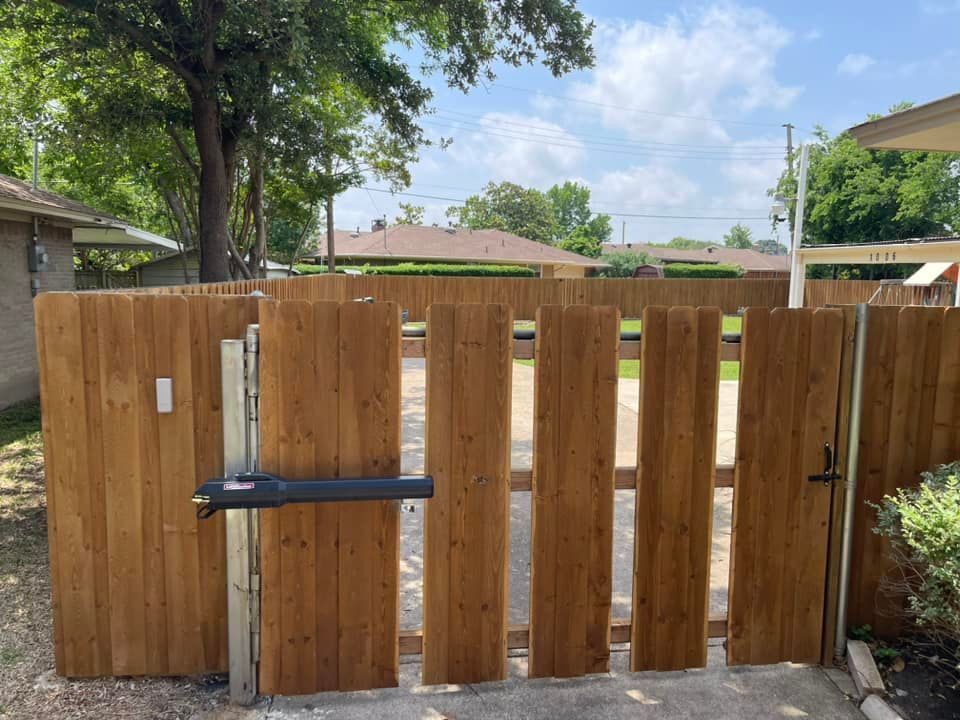 Garrett's Gates and Garage Doors