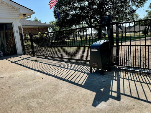 Garrett's Gates and Garage Doors