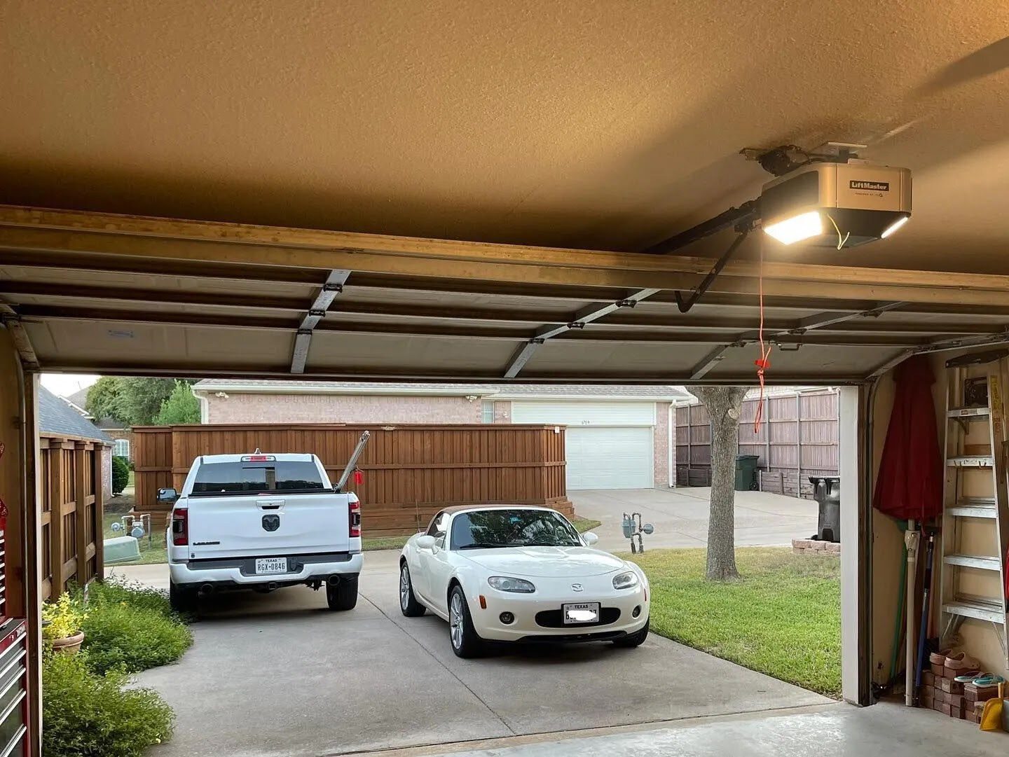 garretts gates and garage doors