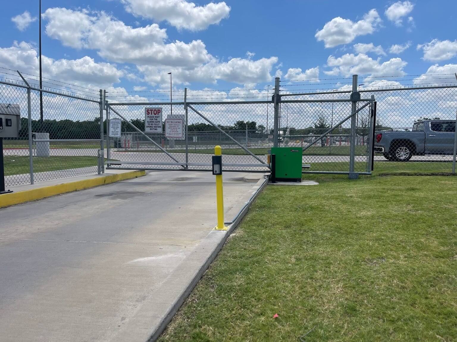 garretts gates and garage doors