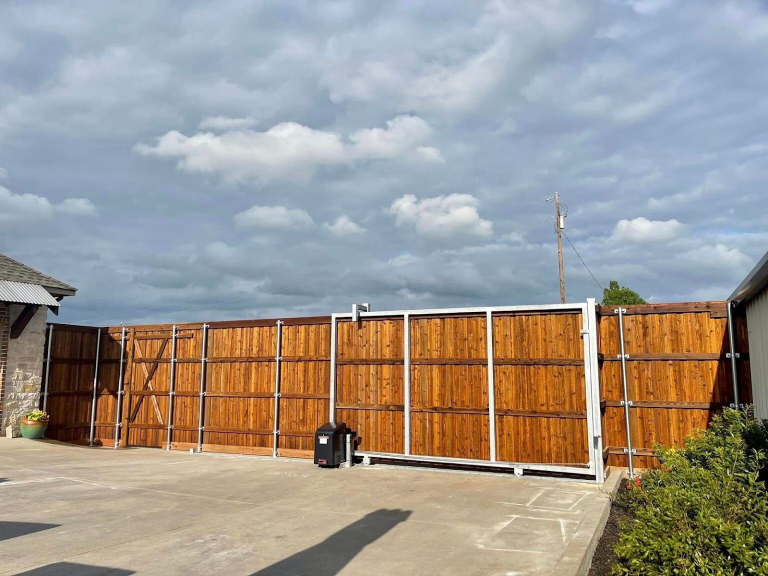 garretts gates and garage doors