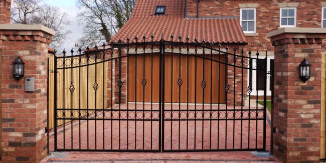 Do You Need a Gate or Garage Door Service?