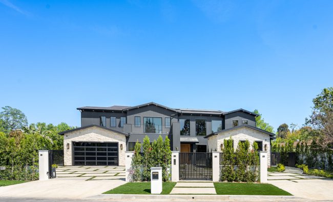 Transform Your Garage Door!